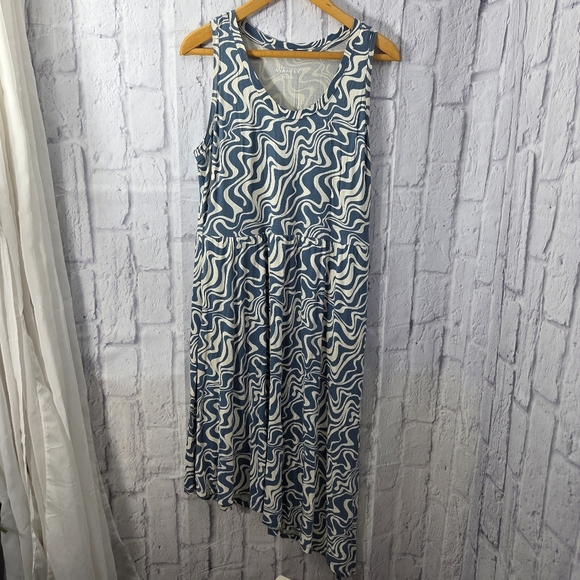 Ava & Viv Dresses & Skirts - Ava & Viv X Blue Swirl Sleeveless Asymmetrical Hem Casual Summer Sun Dress